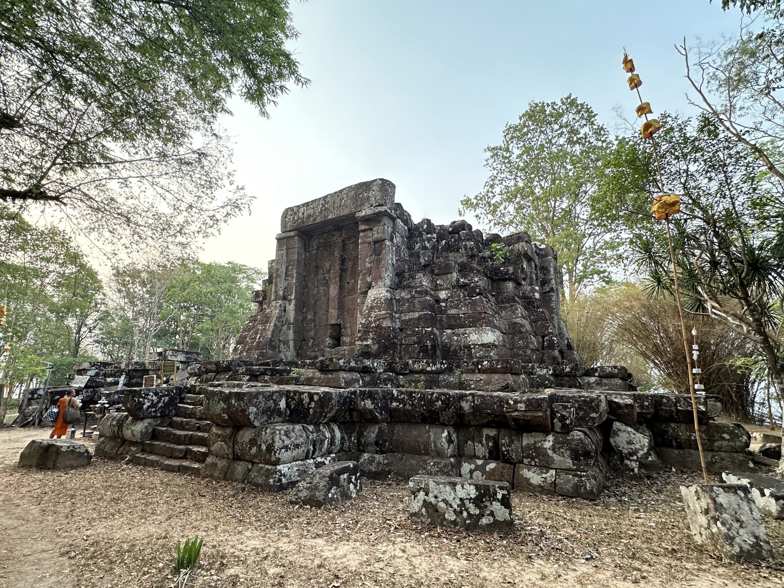 ปราสาทภูเพ็ก
